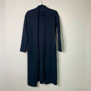 Tahari Cardigan Sweater Large Women's Thick Knitted Black Size L Belted Pockets